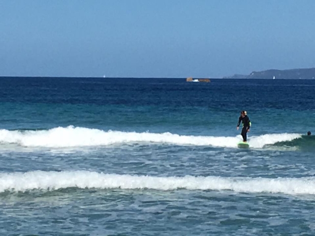  Surfboard rental 