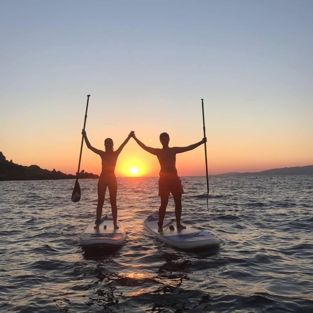  Paddle for two at dusk 