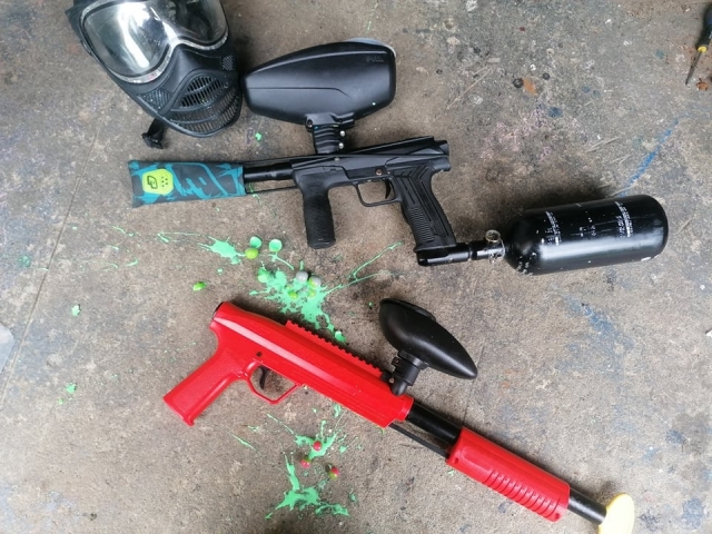  Attrezzatura da paintball