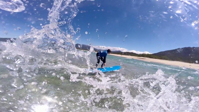  Surf en el agua 