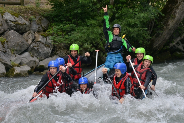  Schnelles Rafting 