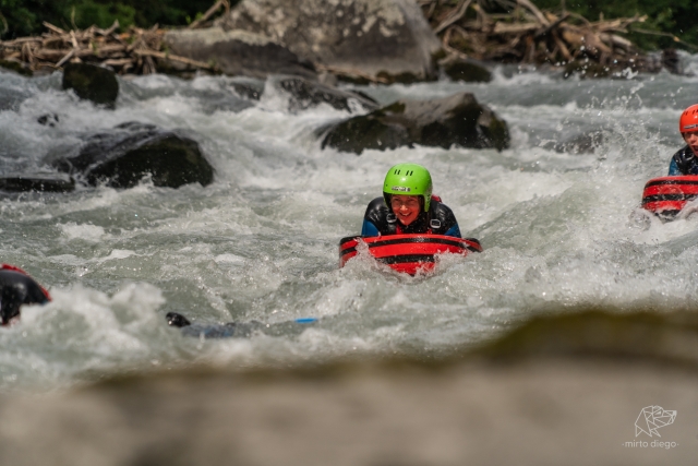 Parcours hydrospeed dans les rapides de Centron