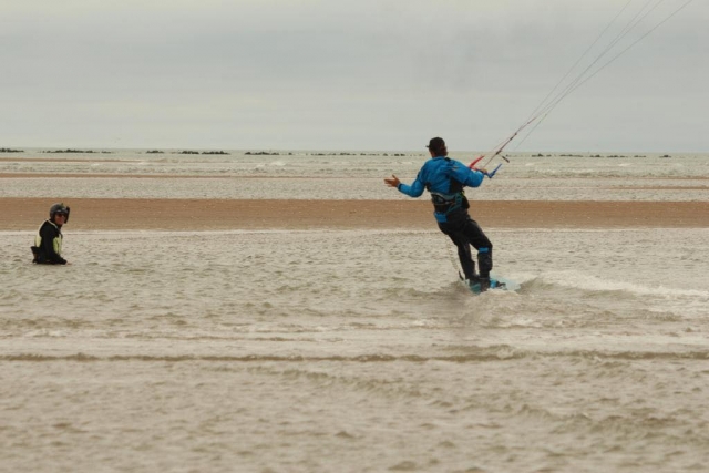  Kitesurfen nach Cabourg 