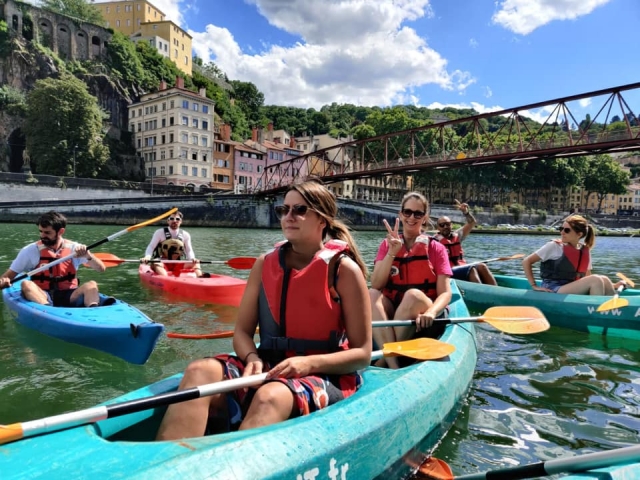  Canoeing in summer