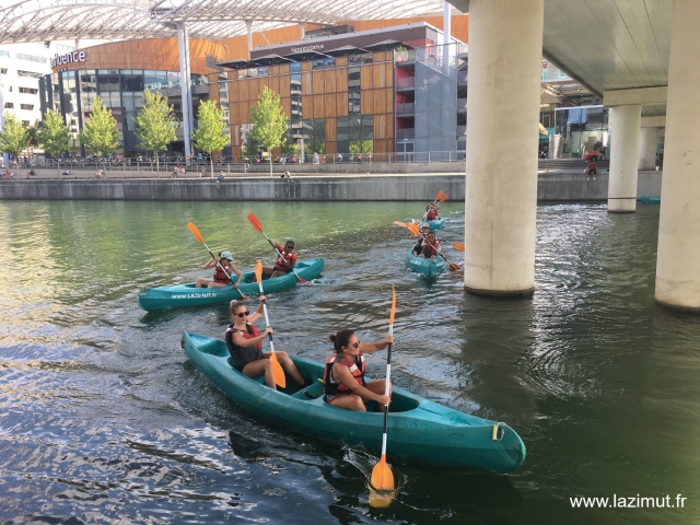  Crossing Lyon by canoe 