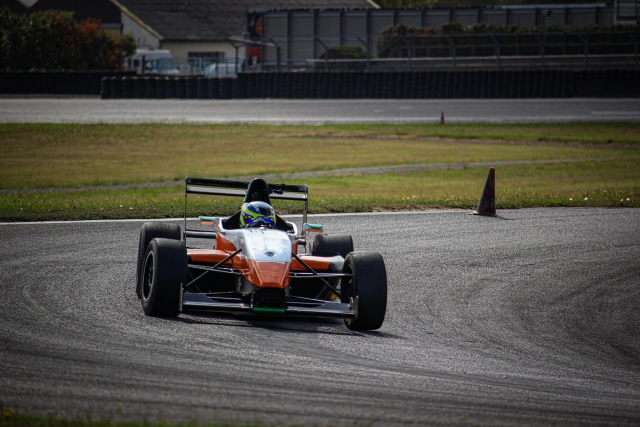  Tour del circuito di La Ferté Gaucher 