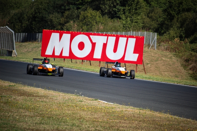  Una giornata ricca di emozioni al volante di una F4 