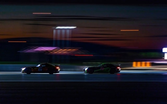  Le nostre Formula 4 performano anche di notte! 