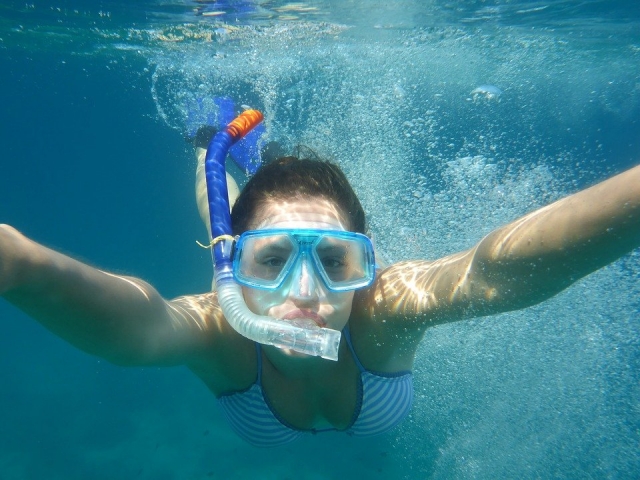  Snorkeling 