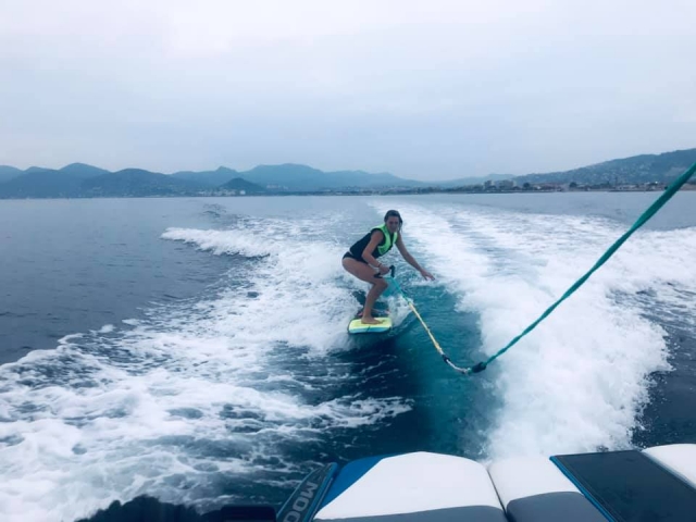 Nouveau moyen de glisser sur les vagues
