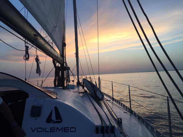  Departure at daybreak