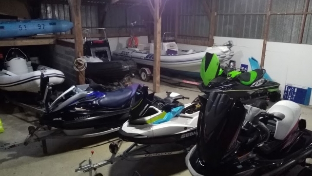 Tus motos de agua están bien guardadas 