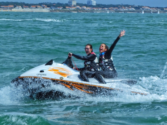  largo ou caminhada de jet ski -9999- caminhada em jet ski sem licença