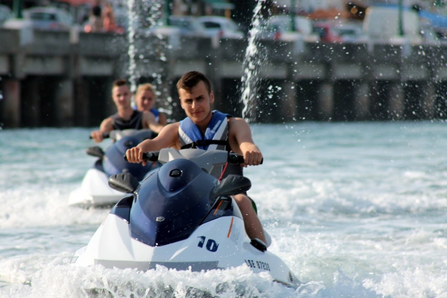  Try Jet Skiing with your friends! 