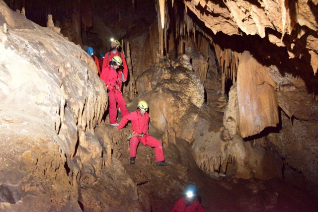 Salida de espeleología en Ariège 