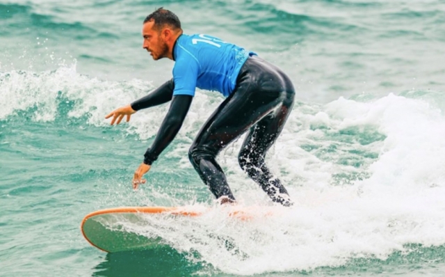 Surfer vers Biarritz