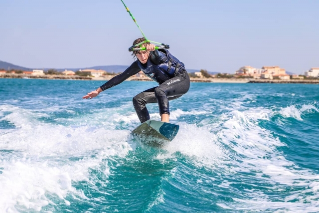  Kitesurfing rental in Frontignan 