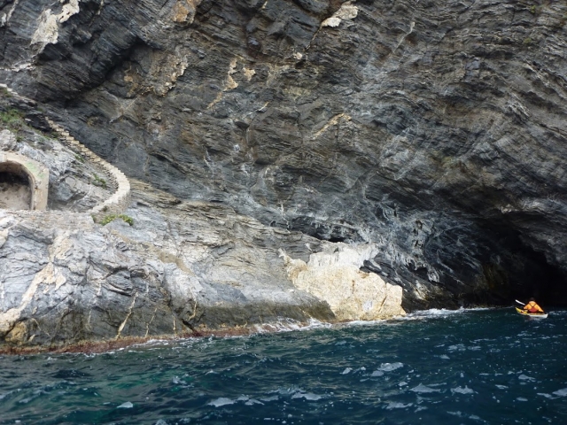  Sea kayak trip 