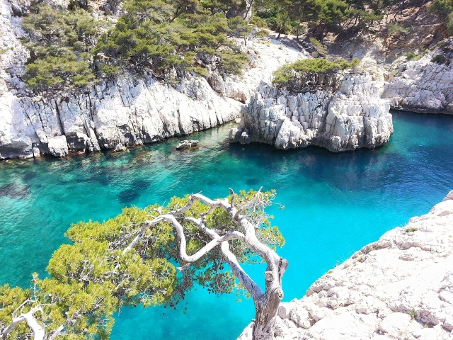  马赛海湾 
