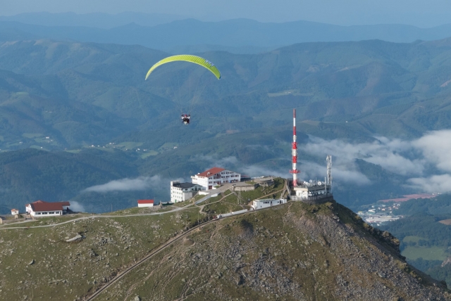  First flight in a paramotor 
