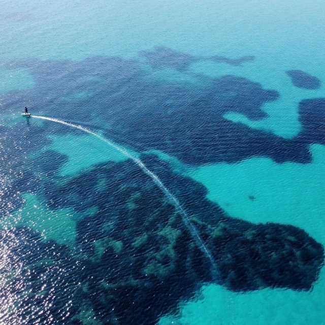 Turquoise paddle waters 