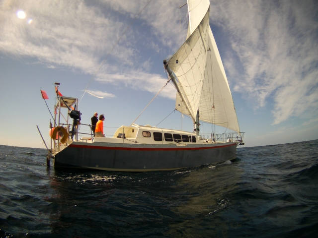  El velero visto desde el mar 