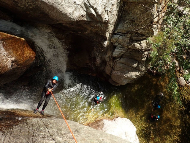 Descente en rappel