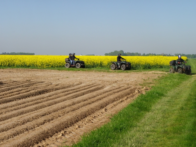  Wandern auf dem Land 
