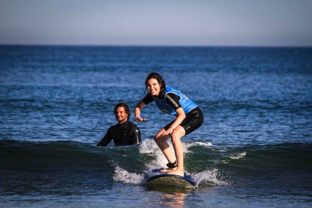  Introduction to surfing in the Landes 