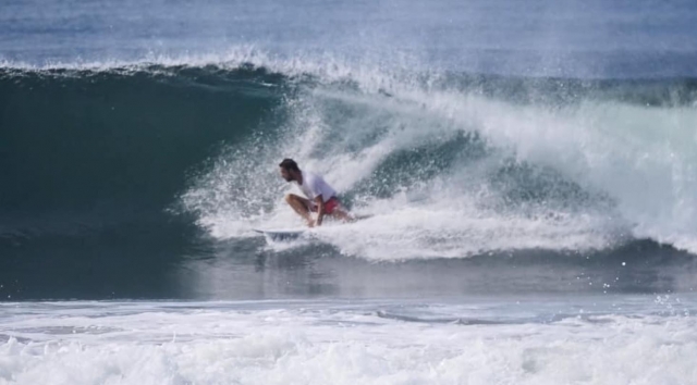Prise d'une vague 