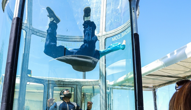  ¡En plena caída libre! 