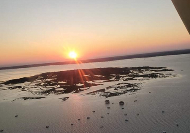  Puesta de sol vista desde el cielo 