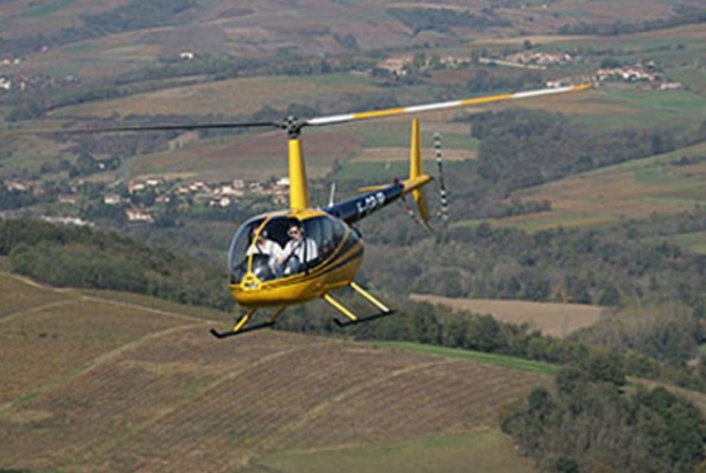  In pieno volo nella campagna lionese 