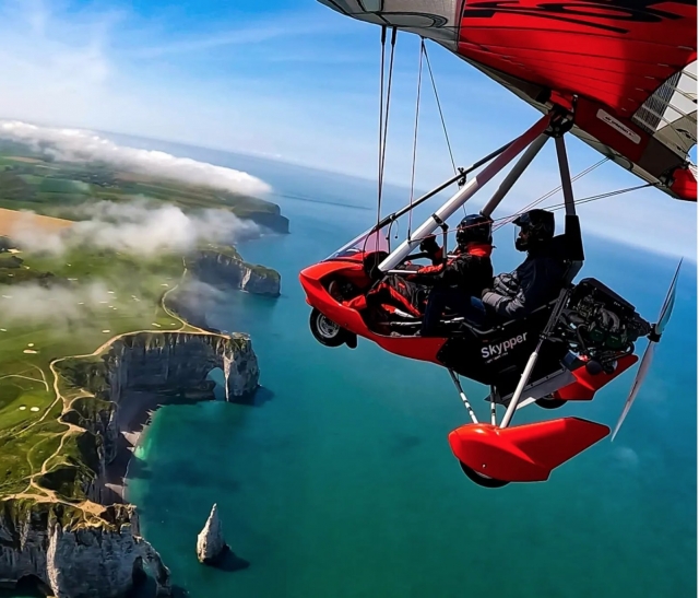 Flight over the cliffs of Étretat 