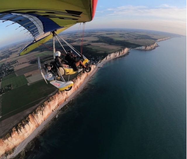  Il panorama offerto da un volo ultraleggero. 