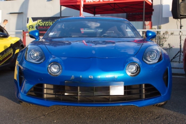  Magnificent front bodywork of the Alpine A110 