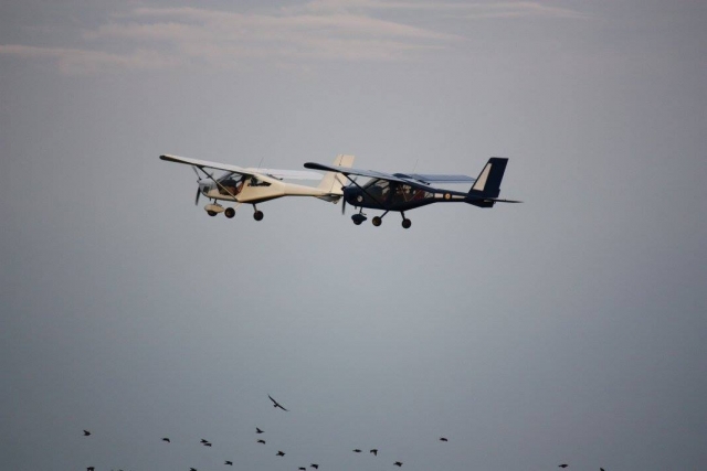 Zwei ULMs im Vollflug 
