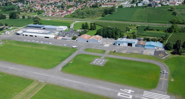  Veduta aerea del nostro aeroporto di Versous.