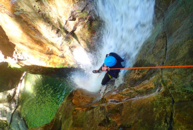  Climbing 