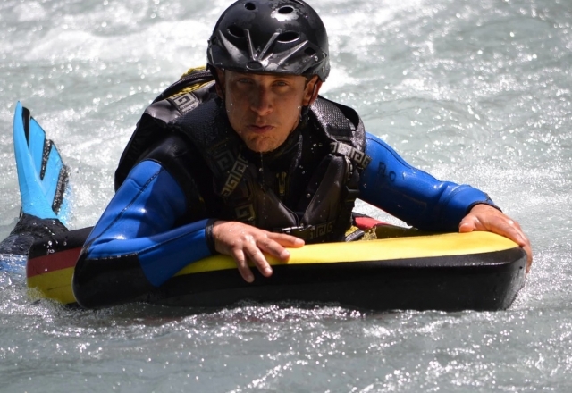  Introduction to hydrospeed. 