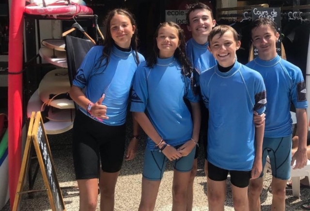 End of group surfing lesson for little surfers