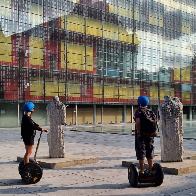  Scoperta delle statue di Place de Lille in Segway 