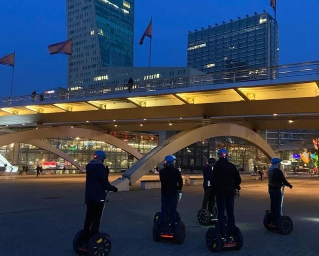  Giro notturno di Lille in Segway 