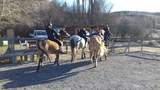 Sortie en balade à cheval dans le sud de la France 