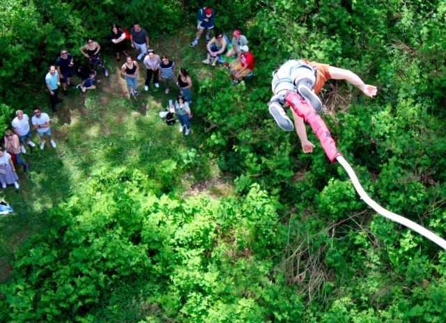  salto elástico perto de Lyon 