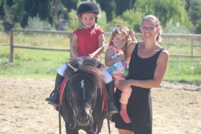 Regreso del paseo en pony en Bouches-du-Rhône 