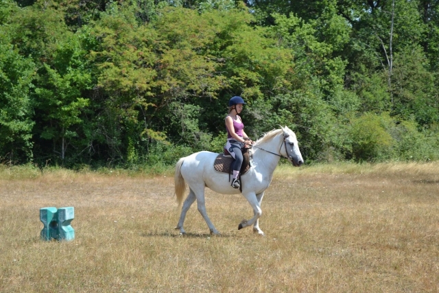 Balade équestre à Bastide-Pradines.