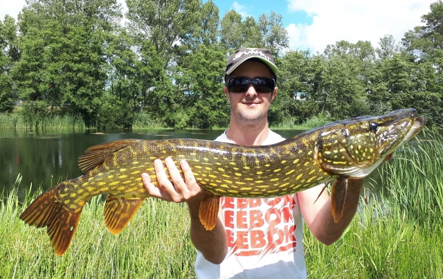 La pesca al lago di Sanguinet 