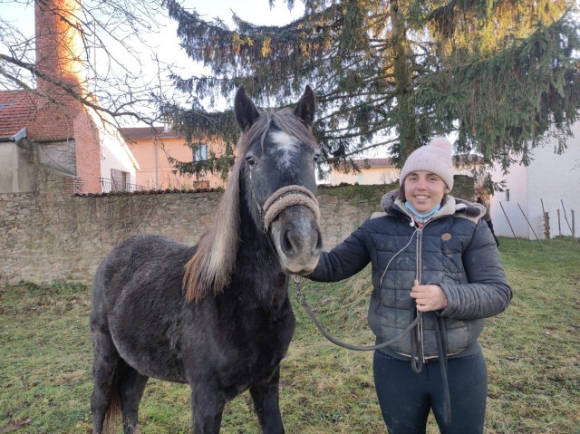  Ponyunterricht in Maringes