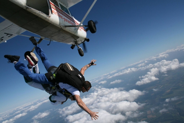  Tandem jump near Dieppe 